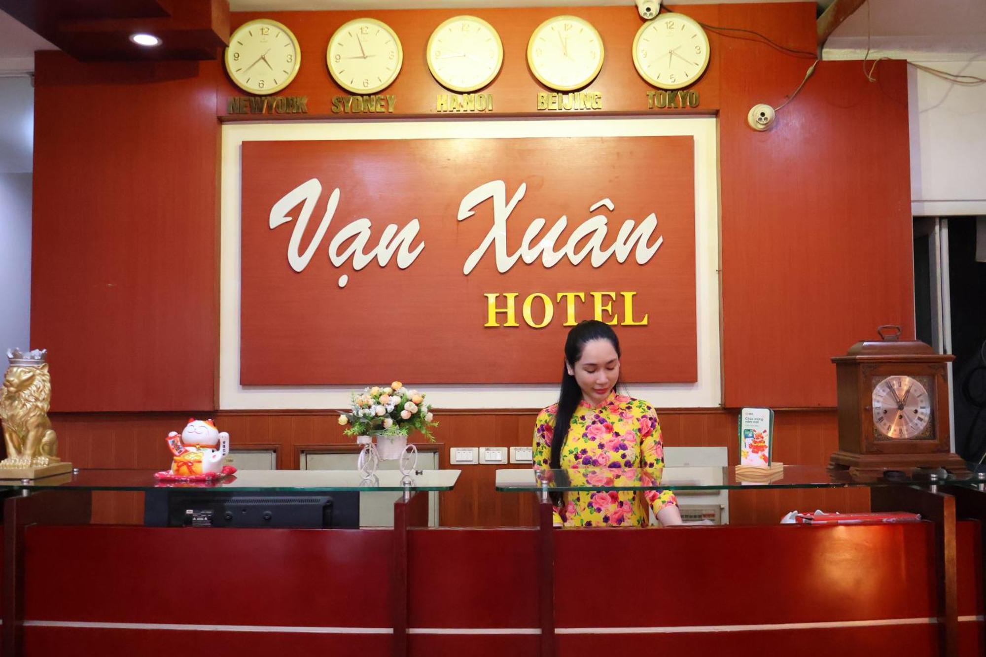 Van Xuan Hotel Hanoi Exterior foto