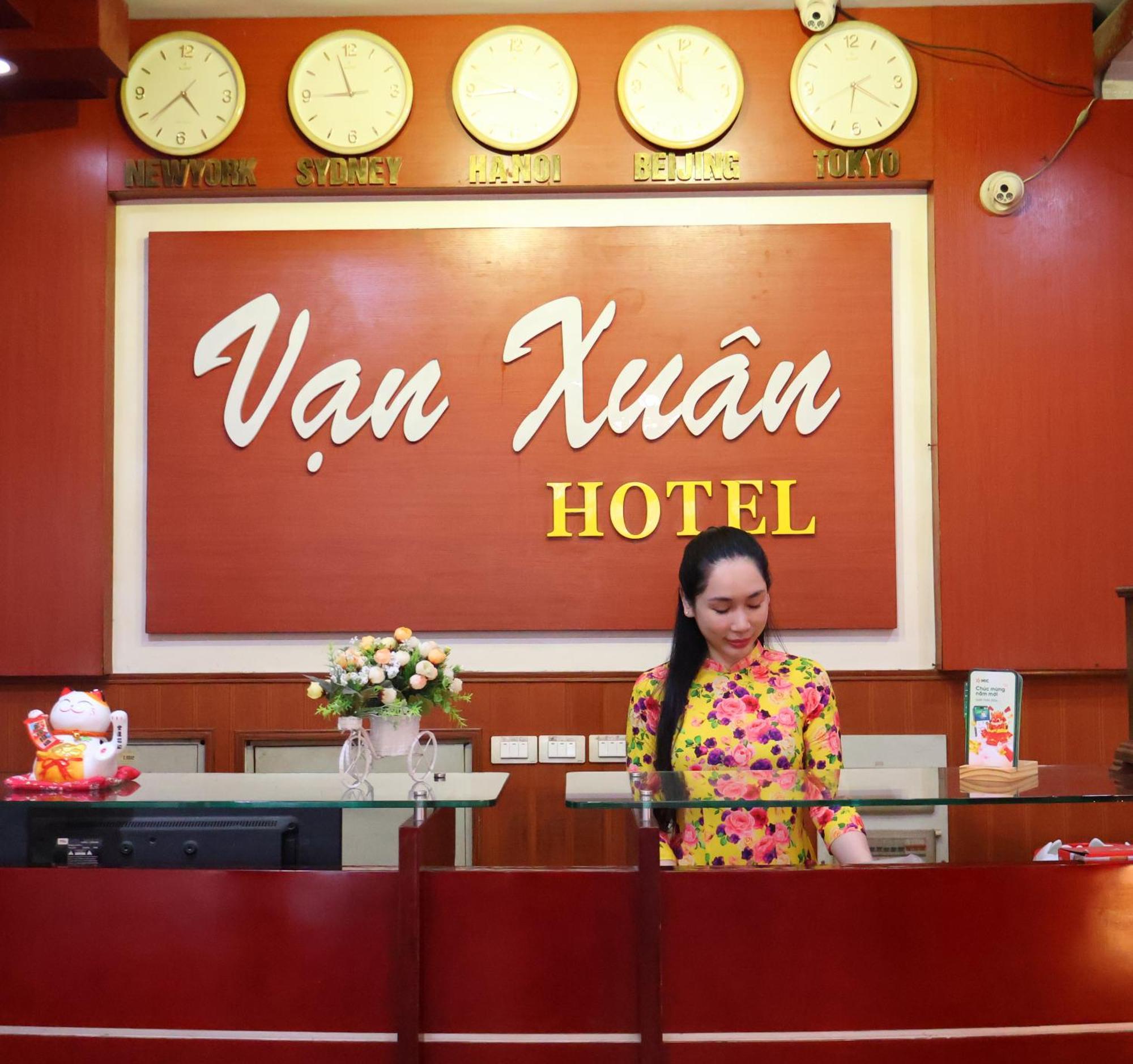 Van Xuan Hotel Hanoi Exterior foto